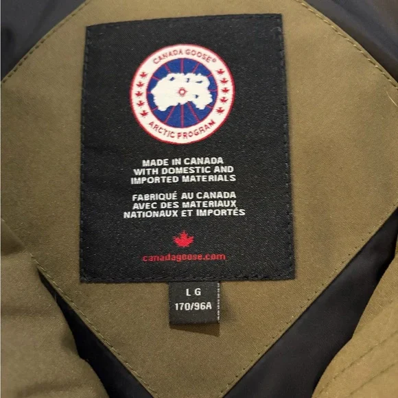 Canada Goose expedition parka - Picture 3 of 4